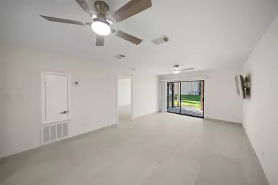 101 Lakeview Terrace #D, Montgomery, TX 77356 - Photo 9