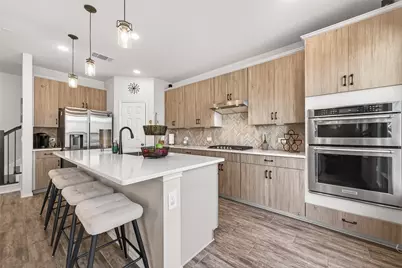 10404 Marston Vineyard Drive, Houston, TX 77025 - Photo 15