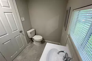 7012 Fm 1952 Rd, Wallis, TX 77485 - Photo 11