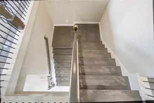 2111 Camden Creek Ln W, Houston, TX 77077 - Photo 39