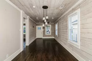 4715 Ave P 1/2, Galveston, TX 77551 - Photo 3