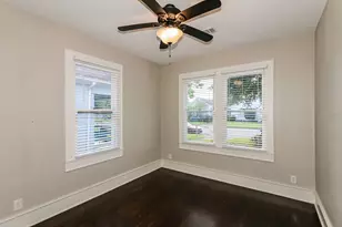 4715 Ave P 1/2, Galveston, TX 77551 - Photo 7