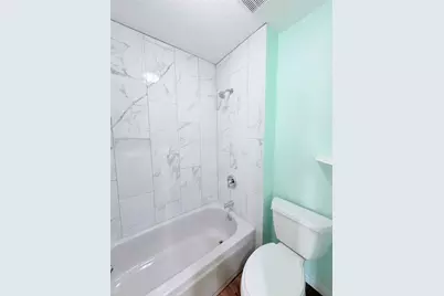 8914 Beau Monde Drive, Houston, TX 77099 - Photo 13