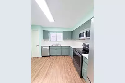 8914 Beau Monde Drive, Houston, TX 77099 - Photo 7