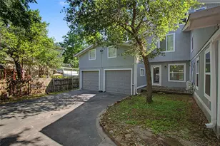 241 S Masonic St, Bellville, TX 77418 - Photo 3