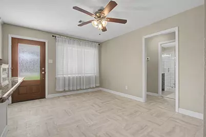241 S Masonic Street, Bellville, TX 77418 - Photo 11