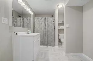 241 S Masonic St, Bellville, TX 77418 - Photo 19