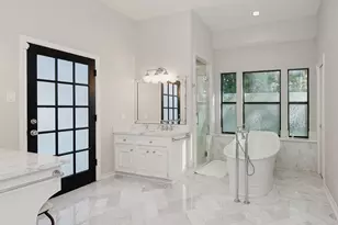 26 N Highland Ct, The Woodlands, TX 77381 - Photo 15