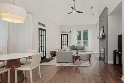 26 N Highland Court, The Woodlands, TX 77381 - Photo 5