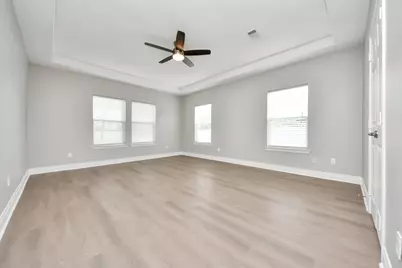 41 Borondo Stretch, La Marque, TX 77568 - Photo 13