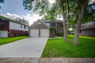 17143 Summer Hollow Dr, Sugar Land, TX 77498 - Photo 1