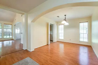 17143 Summer Hollow Drive, Sugar Land, TX 77498 - Photo 7