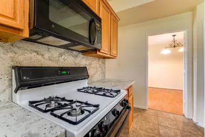17143 Summer Hollow Drive, Sugar Land, TX 77498 - Photo 11