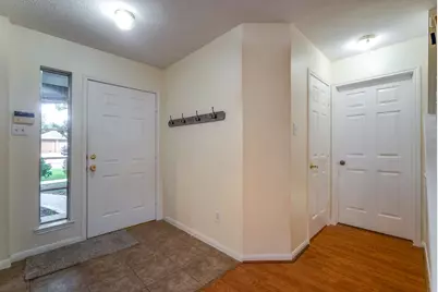 17143 Summer Hollow Drive, Sugar Land, TX 77498 - Photo 5