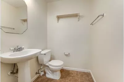 17143 Summer Hollow Drive, Sugar Land, TX 77498 - Photo 23