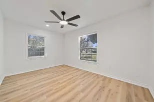 1402 4th Ave N, Texas City, TX 77590 - Photo 27