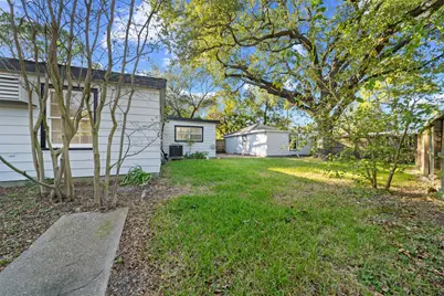 1402 4th Avenue N, Texas City, TX 77590 - Photo 39