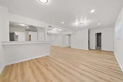 1402 4th Avenue N, Texas City, TX 77590 - Photo 13