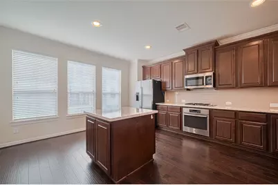 10004 Spring Shadows Park Circle, Houston, TX 77080 - Photo 19