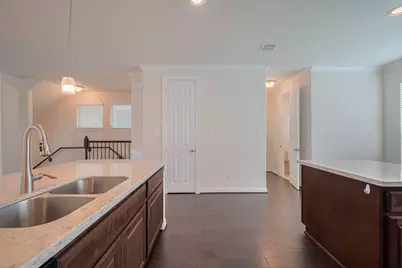 10004 Spring Shadows Park Circle, Houston, TX 77080 - Photo 23
