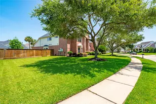 2579 Costa Mesa Cir, League City, TX 77573 - Photo 3