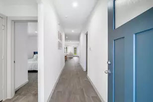 10647 Cascade Crk Dr, Rosharon, TX 77583 - Photo 3