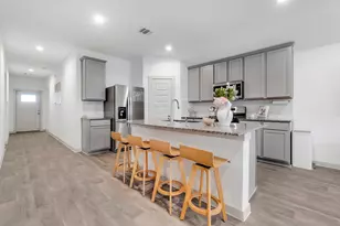 10647 Cascade Crk Dr, Rosharon, TX 77583 - Photo 5