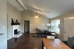 10921 Pecan Dr, La Porte, TX 77571 - Photo 5