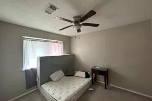 10921 Pecan Dr, La Porte, TX 77571 - Photo 9