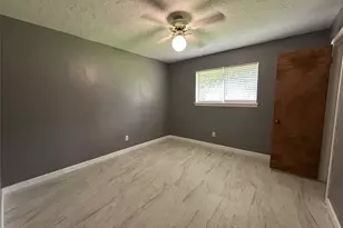 1712 Carol Lee Ln, Conroe, TX 77301 - Photo 11