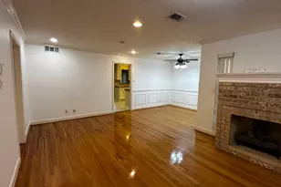 3323 Cloverdale St, Houston, TX 77025 - Photo 7