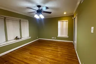 3323 Cloverdale St, Houston, TX 77025 - Photo 11