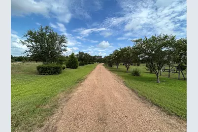 7618 Meiners Road, Ledbetter, TX 78946 - Photo 37