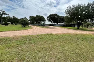 7618 Meiners Rd, Ledbetter, TX 78946 - Photo 39