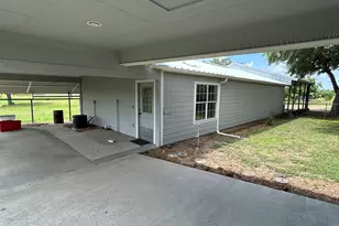 7618 Meiners Rd, Ledbetter, TX 78946 - Photo 31