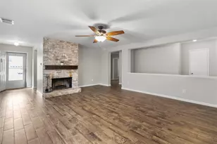 7922 Owl Ln, Baytown, TX 77523 - Photo 3