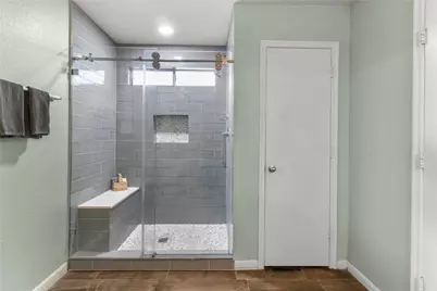 7922 Owl Lane, Baytown, TX 77523 - Photo 7