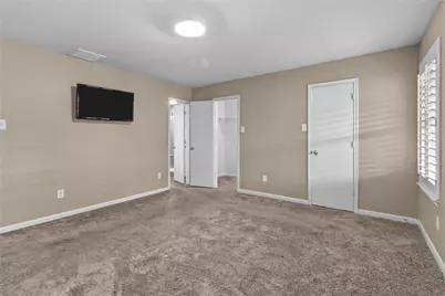 7922 Owl Lane, Baytown, TX 77523 - Photo 9