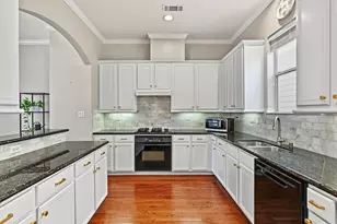 607 Leverkuhn St, Houston, TX 77007 - Photo 7