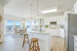 442 Jeanie Lynn St, Tiki Island, TX 77554 - Photo 15