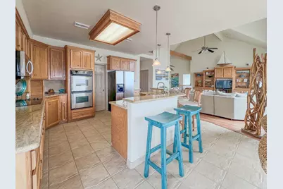 442 Jeanie Lynn Street, Tiki Island, TX 77554 - Photo 17