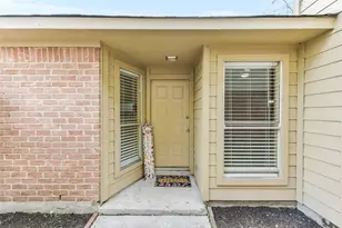 7839 Greenedge Dr, Houston, TX 77040 - Photo 3