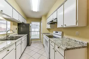 7839 Greenedge Dr, Houston, TX 77040 - Photo 9