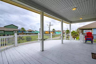 143 Ocean View Drive, Crystal Beach, TX 77650 - Photo 7