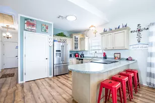 143 Ocean View Dr, Crystal Beach, TX 77650 - Photo 23