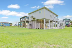 143 Ocean View Dr, Crystal Beach, TX 77650 - Photo 39
