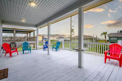 143 Ocean View Drive, Crystal Beach, TX 77650 - Photo 5