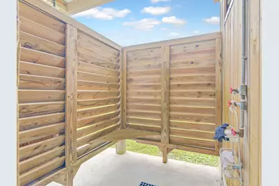 143 Ocean View Drive, Crystal Beach, TX 77650 - Photo 37