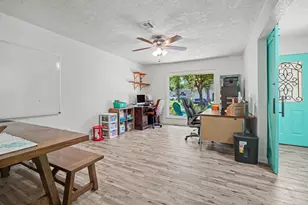 5003 Meadow Lark Ln, Dickinson, TX 77539 - Photo 7