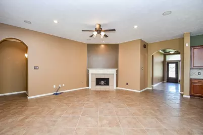 22606 Blanefield Court, Tomball, TX 77375 - Photo 5